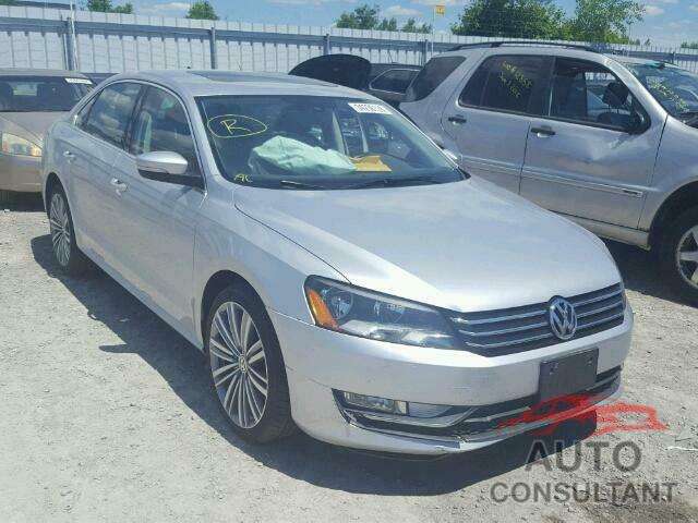 VOLKSWAGEN PASSAT 2015 - 1VWBS7A38FC067681