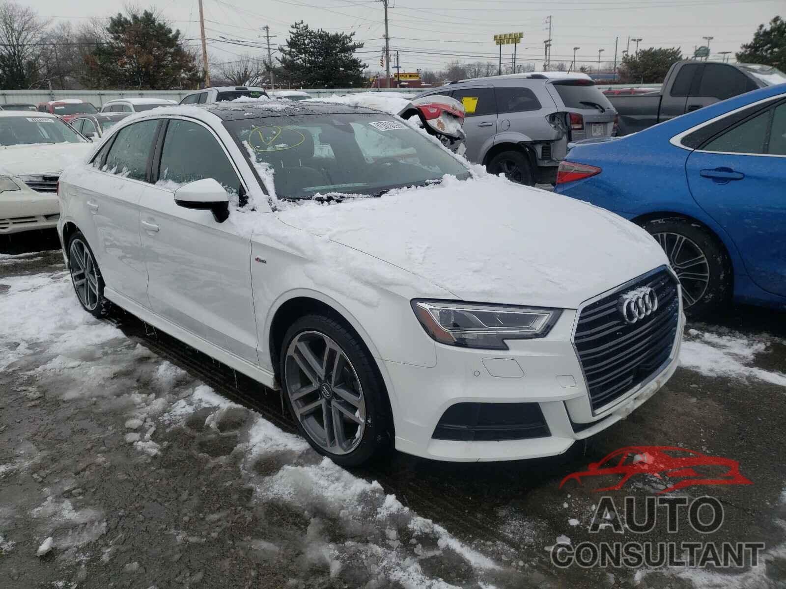 AUDI A3 2017 - WAUHUHFFXH1054815