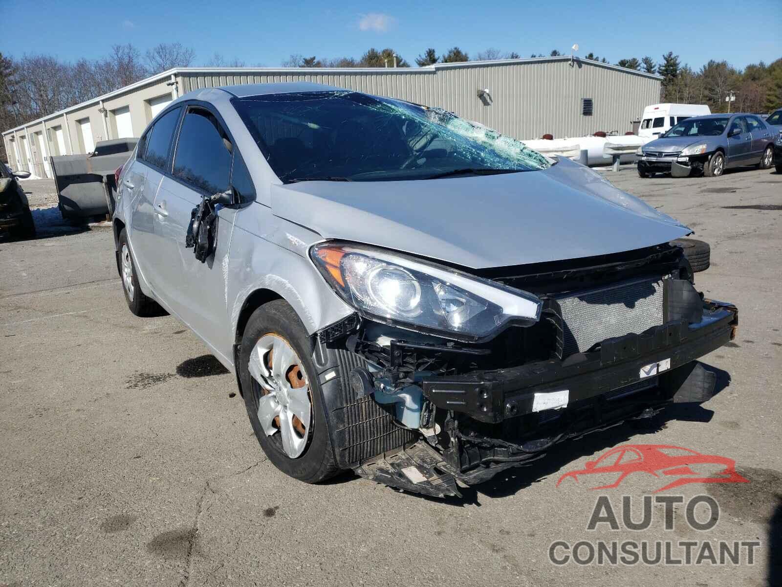 KIA FORTE 2016 - KNAFK4A64G5539715