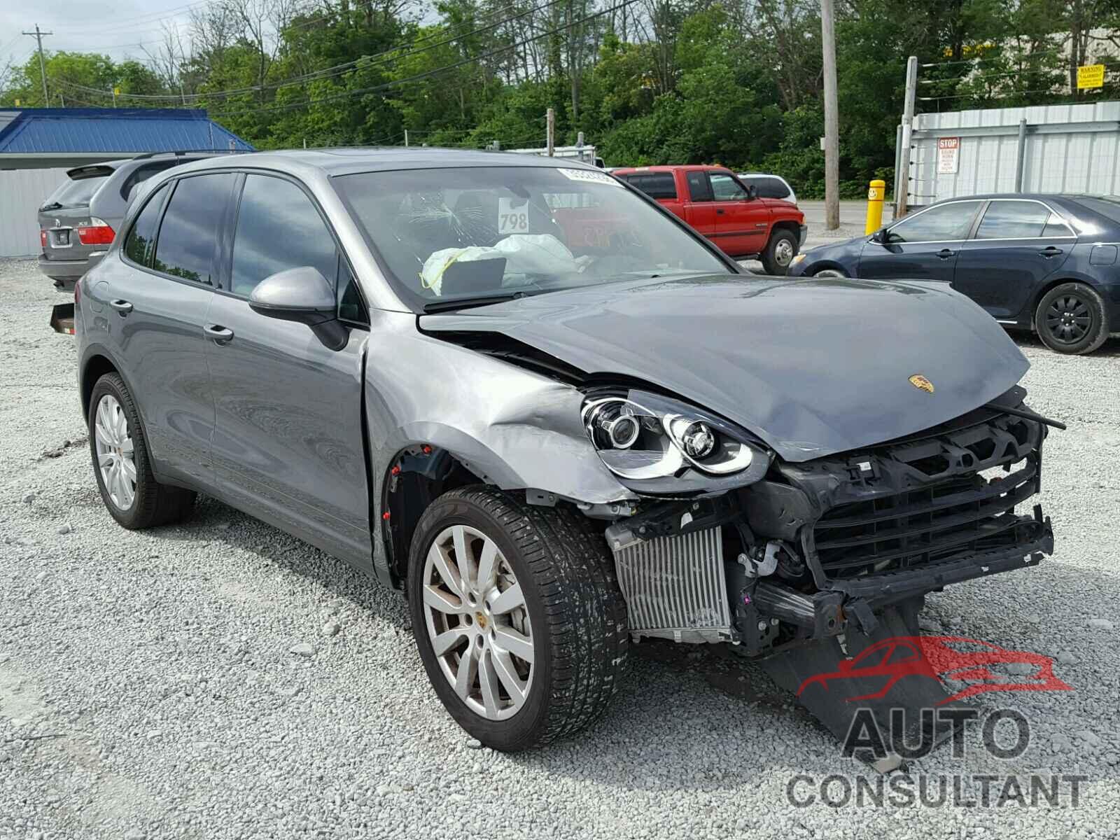 PORSCHE CAYENNE 2016 - WP1AB2A21GLA93287