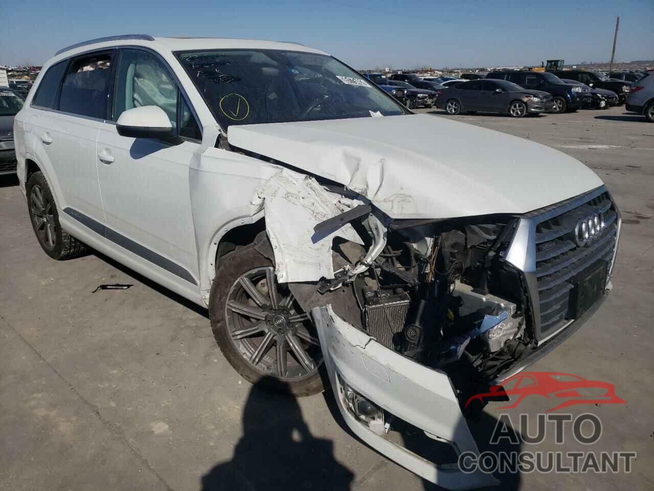 AUDI Q7 2018 - WA1VAAF75JD030094