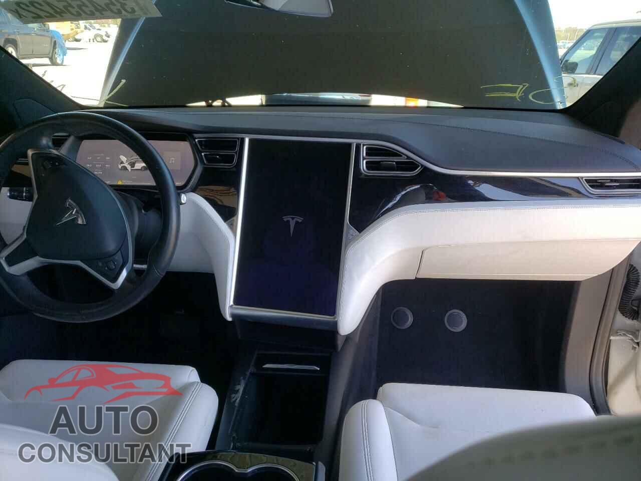 TESLA MODEL X 2017 - 5YJXCDE23HF055675