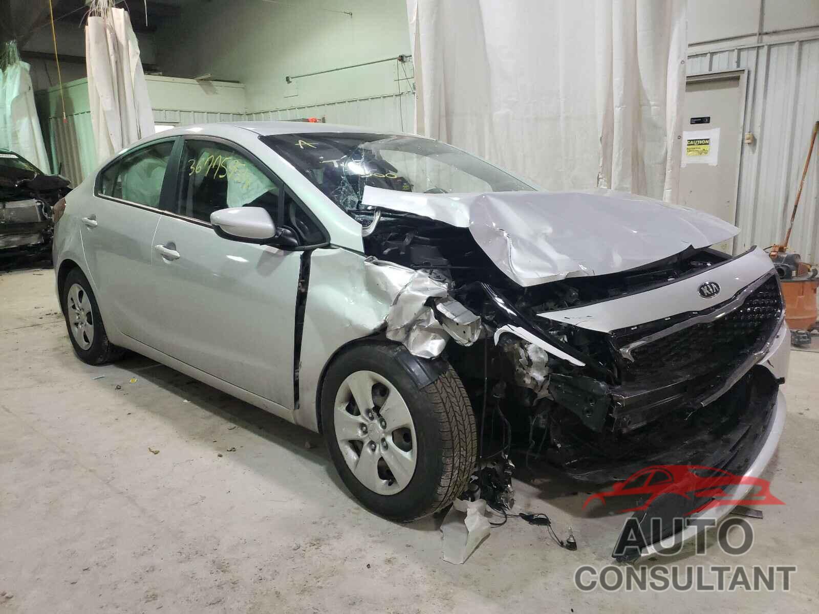 KIA FORTE 2017 - 3KPFK4A79HE101435
