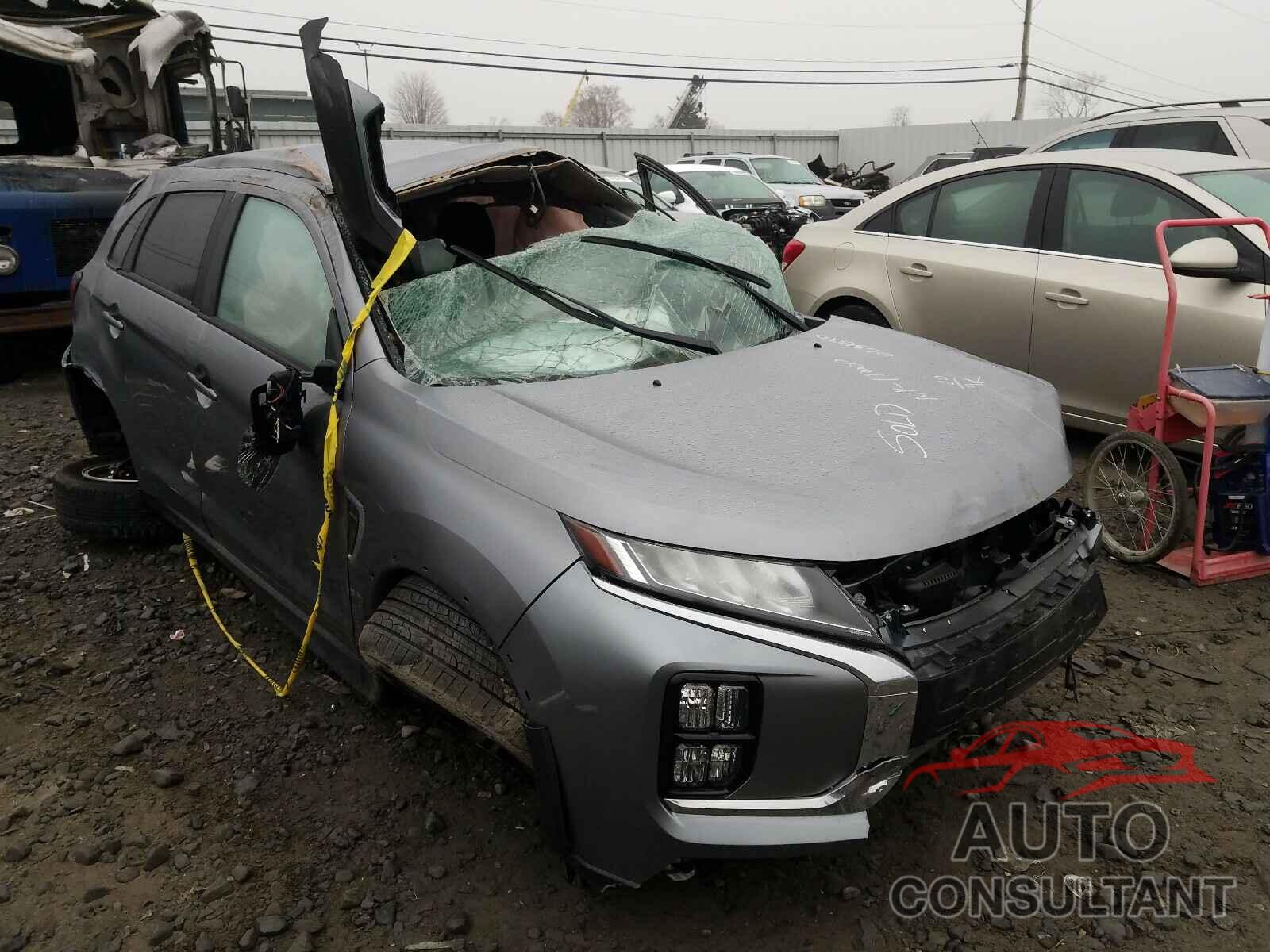 MITSUBISHI OUTLANDER 2020 - JA4AR3AU8LU023840