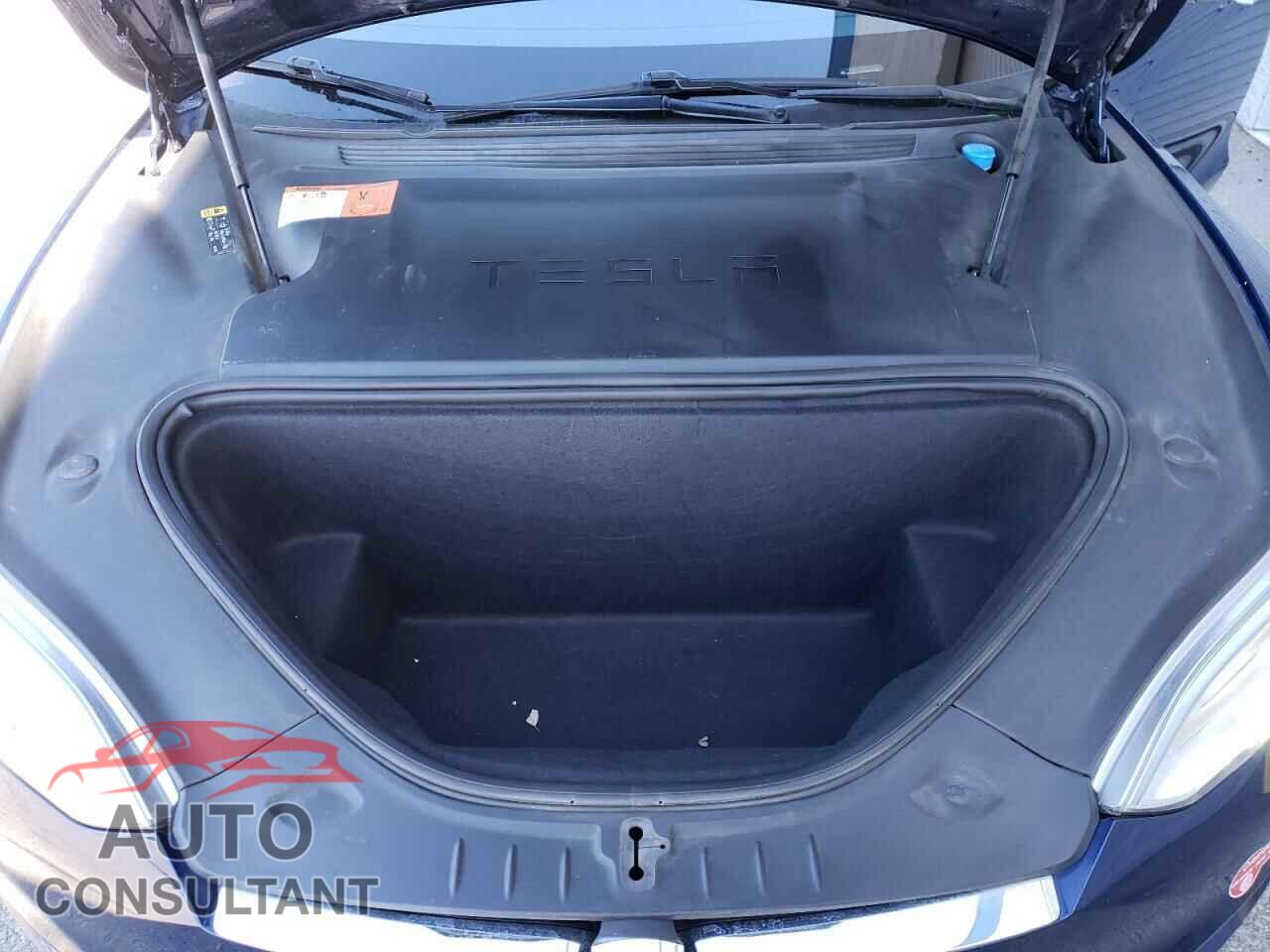 TESLA MODEL S 2018 - 5YJSA1E43JF282810