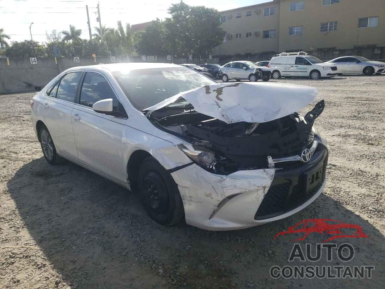 TOYOTA CAMRY 2016 - 4T1BF1FK2GU210426