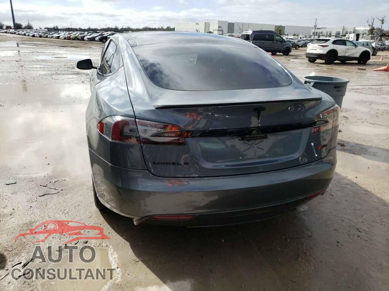 TESLA MODEL S 2014 - 5YJSA1H14EFP28471