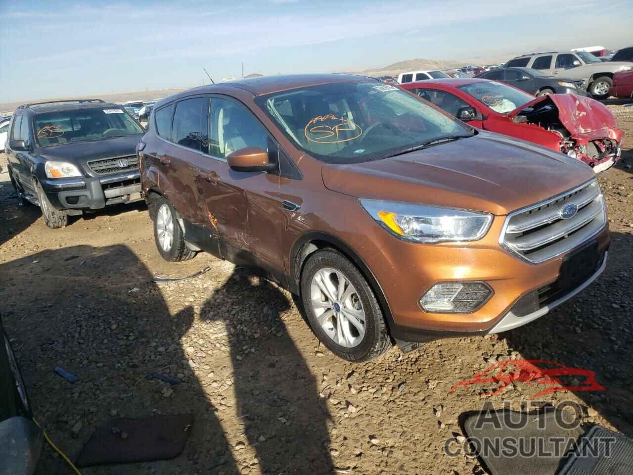 FORD ESCAPE 2017 - 1FMCU0G95HUF08597