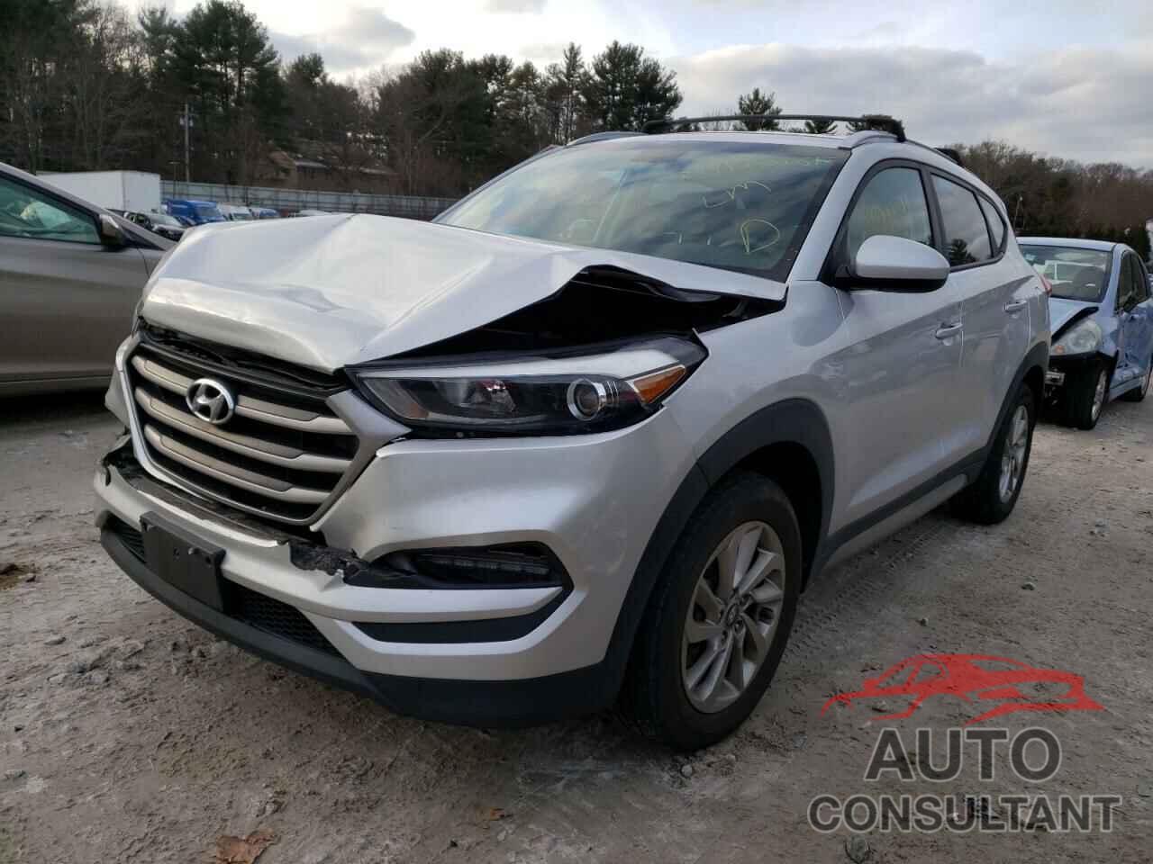 HYUNDAI TUCSON 2017 - KM8J3CA44HU266281
