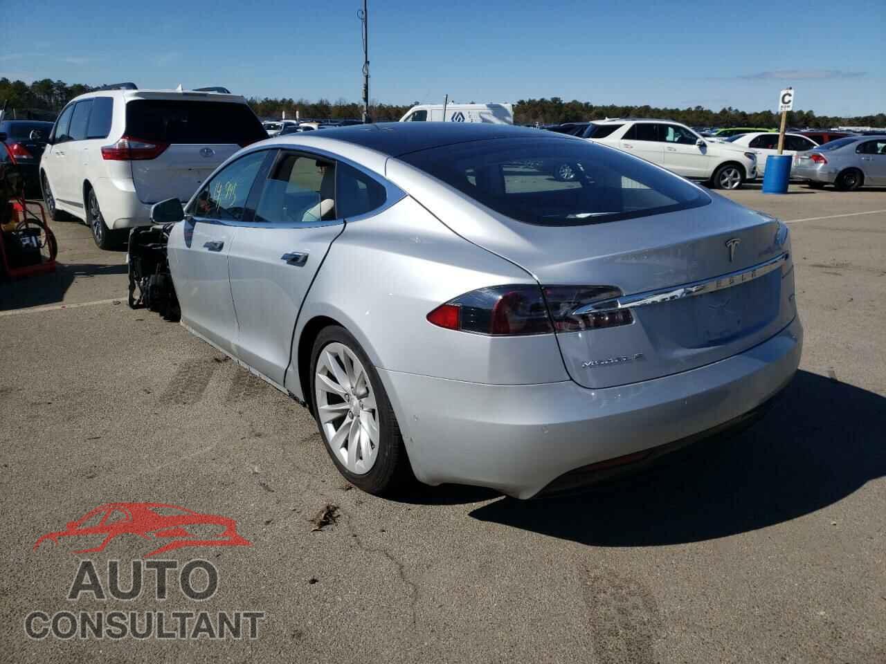TESLA MODEL S 2018 - 5YJSA1E20JF288045