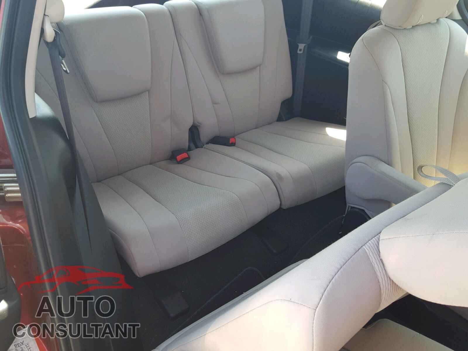 MAZDA 5 2015 - JM1CW2BL7F0186918