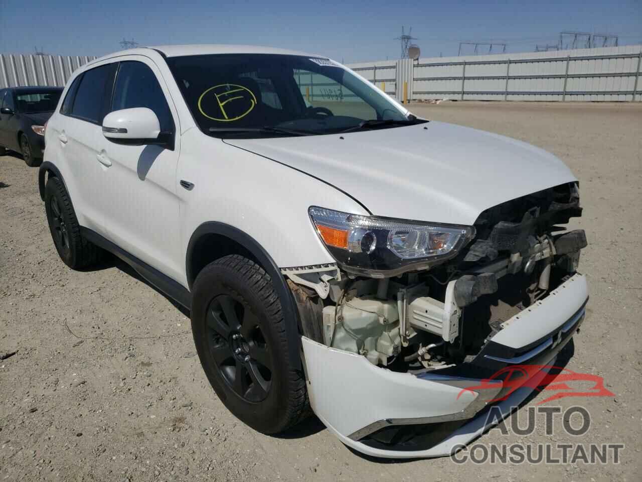 MITSUBISHI OUTLANDER 2018 - JA4AR3AU4JZ036911