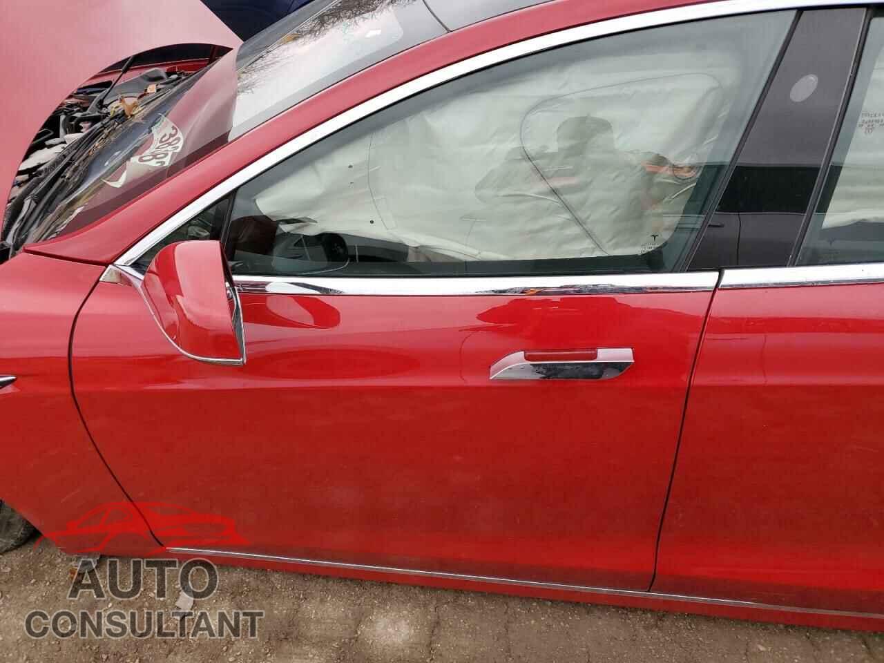 TESLA MODEL S 2019 - 5YJSA1E40KF313898