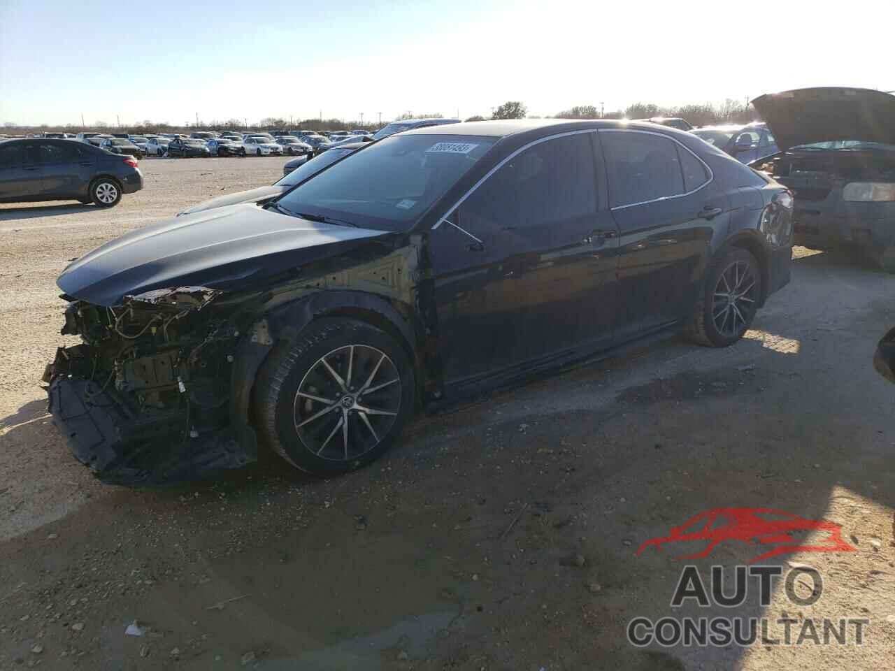 TOYOTA CAMRY 2021 - 4T1T11AK0MU558070
