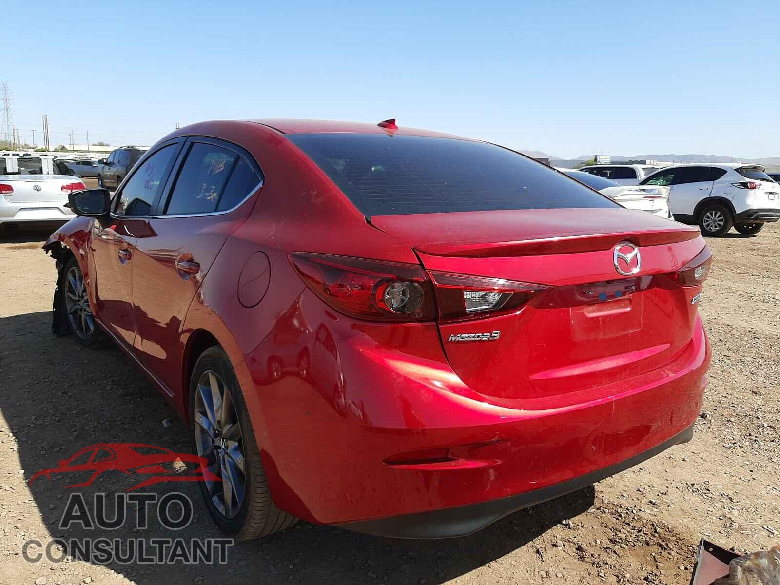 MAZDA 3 2018 - 3MZBN1V30JM276841