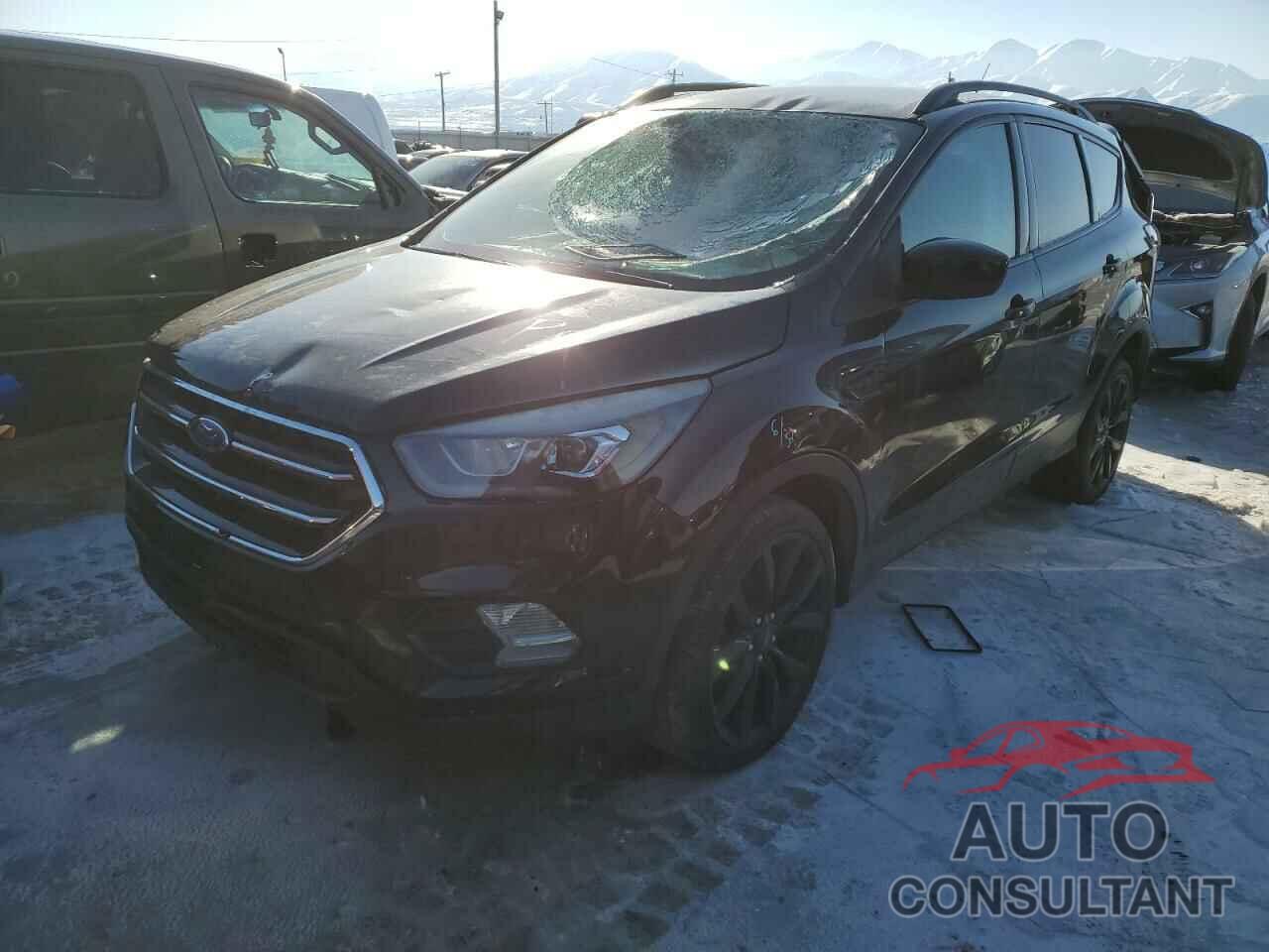 FORD ESCAPE 2017 - 1FMCU0G95HUB02755