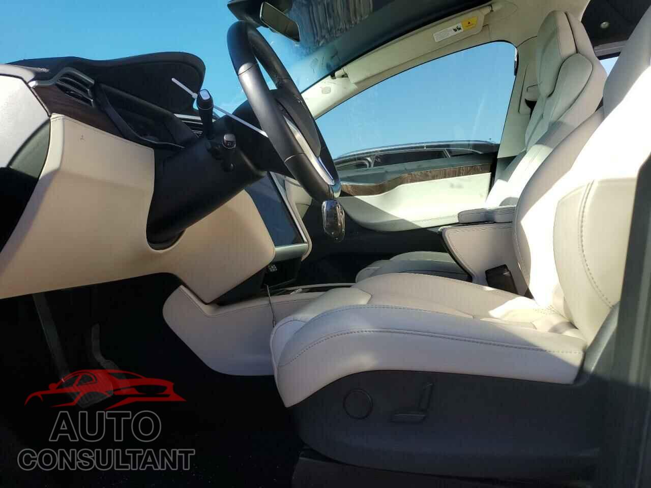 TESLA MODEL X 2017 - 5YJXCDE2XHF075552
