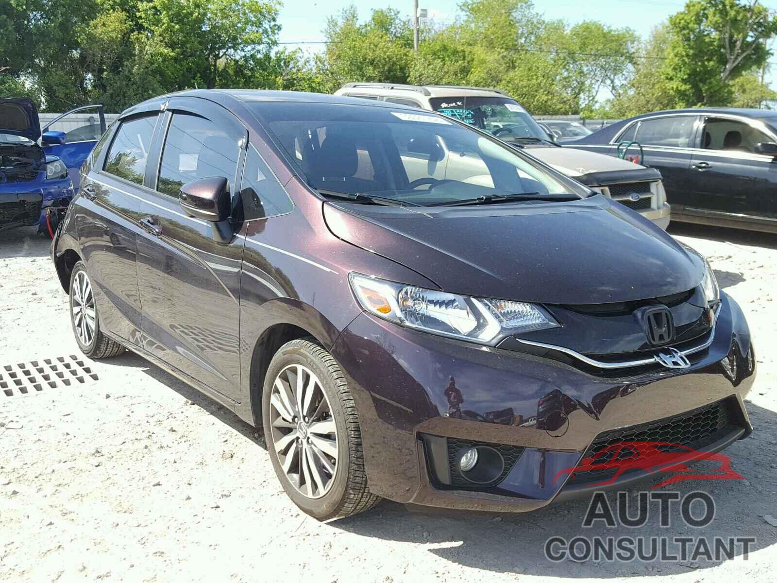 HONDA FIT 2016 - JHMGK5H70GS005557