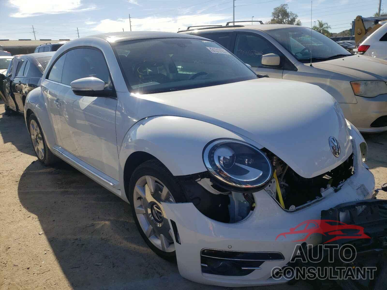 VOLKSWAGEN BEETLE 2018 - 3VWJD7ATXJM725739