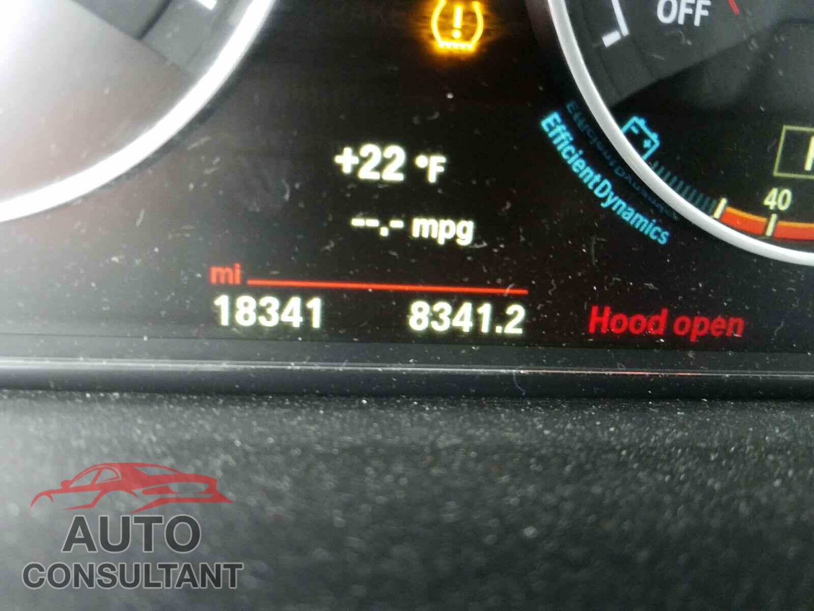 BMW 3 SERIES 2018 - WBA8D9C52JA616357