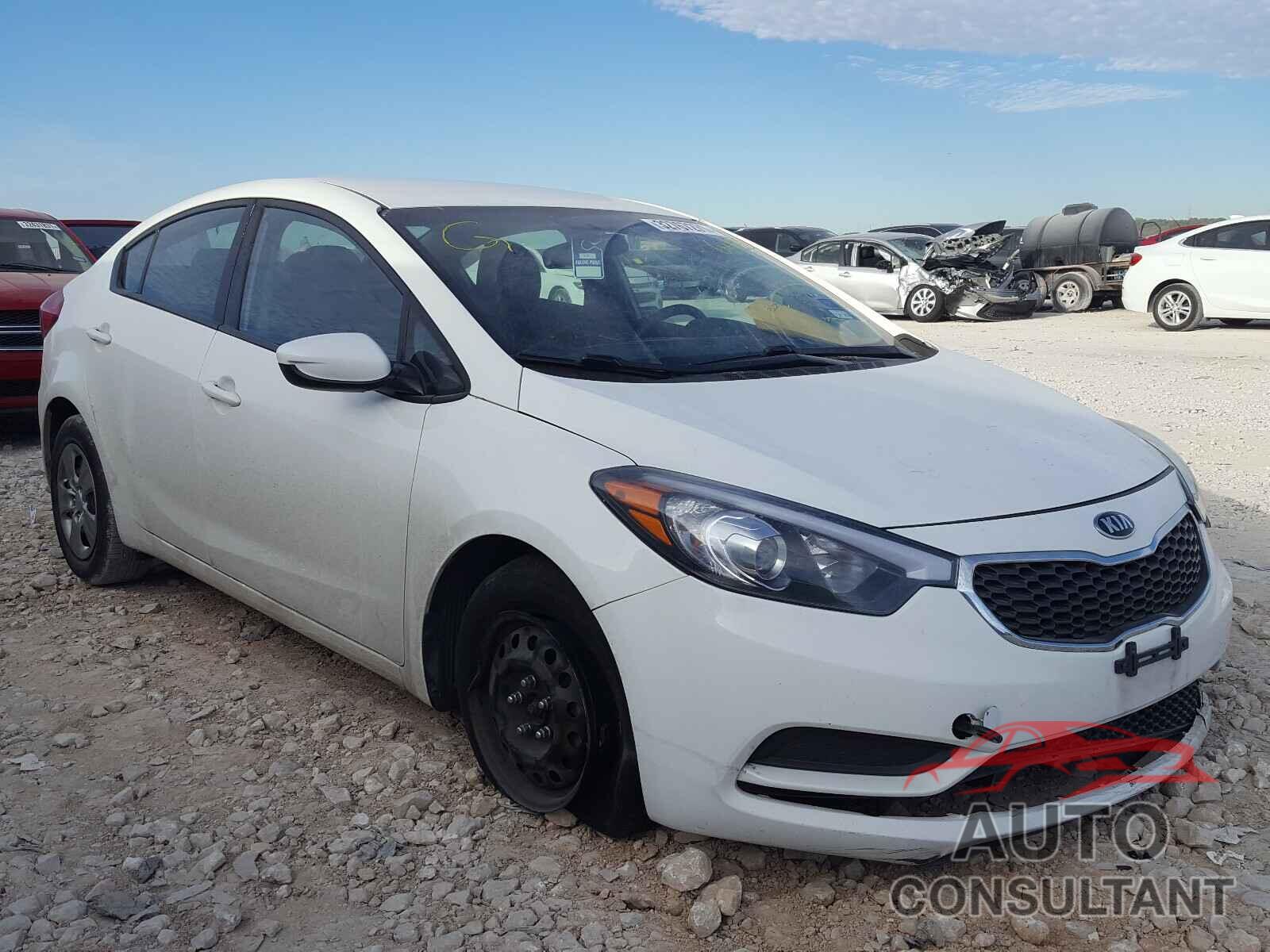 KIA FORTE 2016 - KNAFK4A61G5606982
