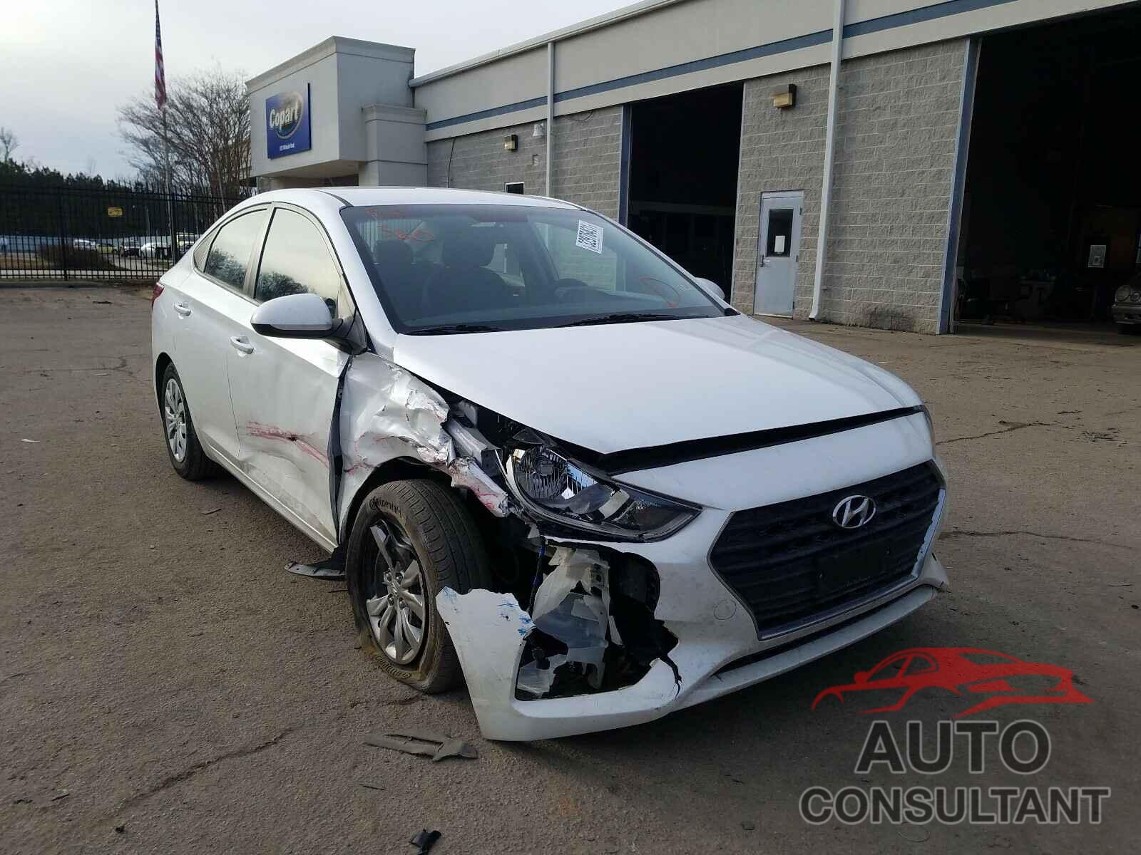 HYUNDAI ACCENT 2018 - 3KPC24A35JE025850