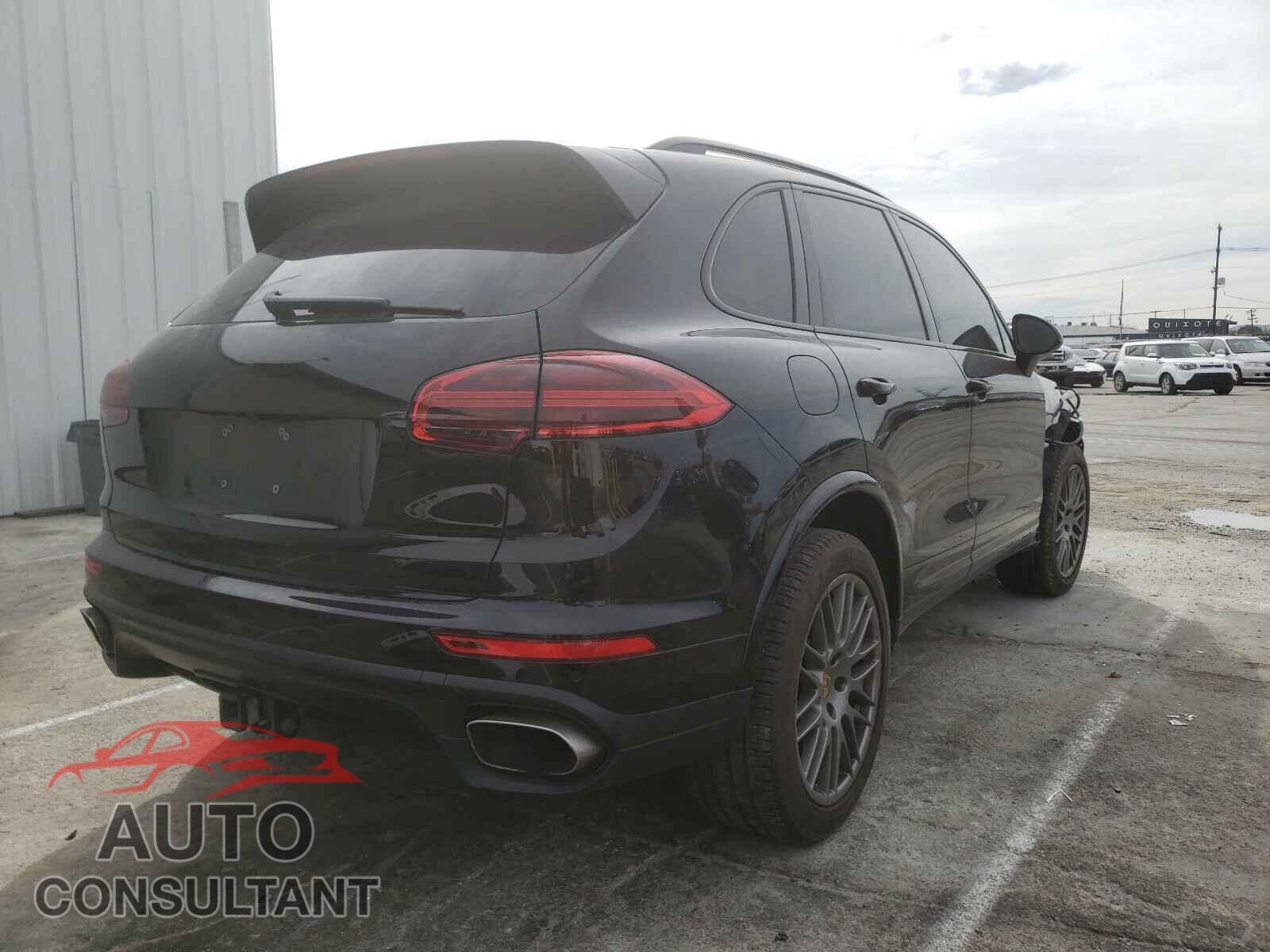 PORSCHE CAYENNE 2017 - WP1AA2A23HKA88957