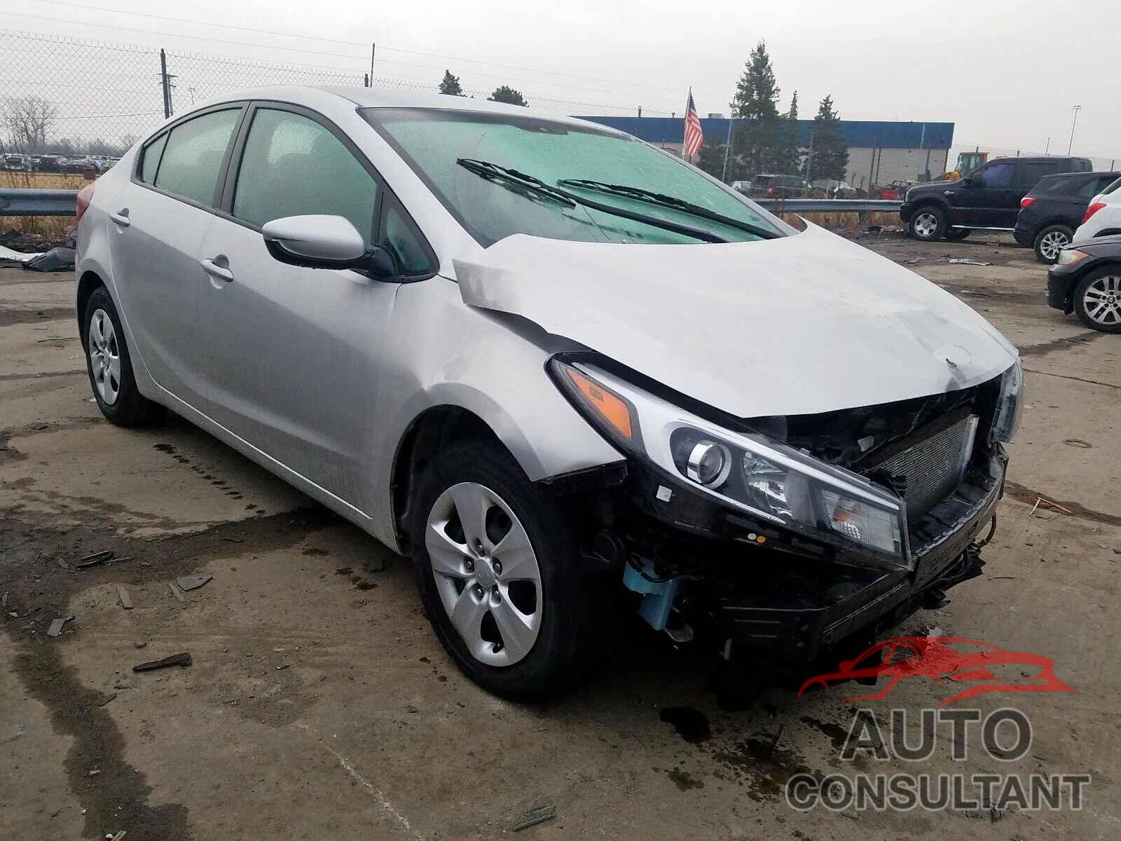 KIA FORTE 2017 - JF2SJARC8HH556404