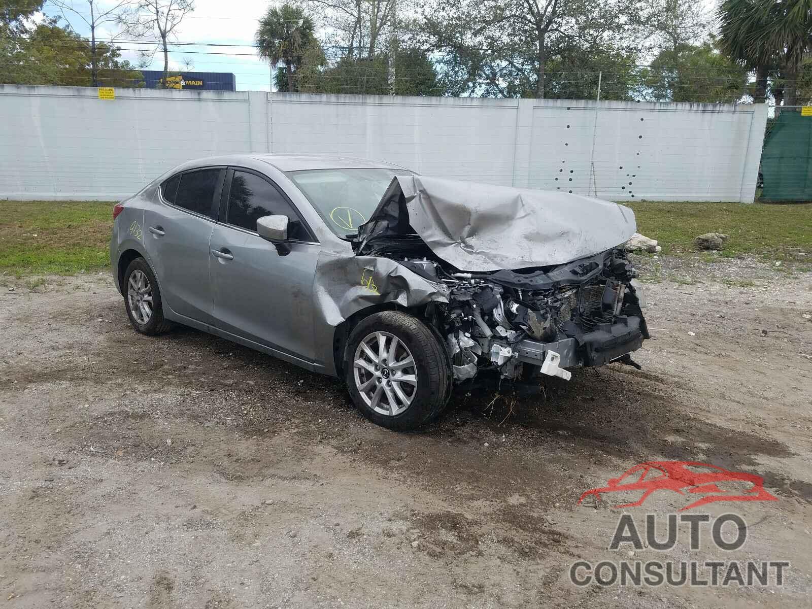 MAZDA 3 2016 - JM1BM1U7XG1303477