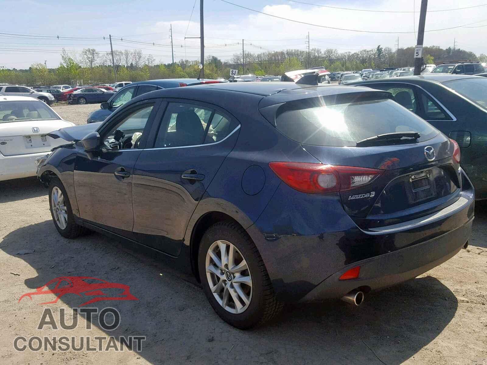 MAZDA 3 2015 - 3N1CP5BV6ML476909