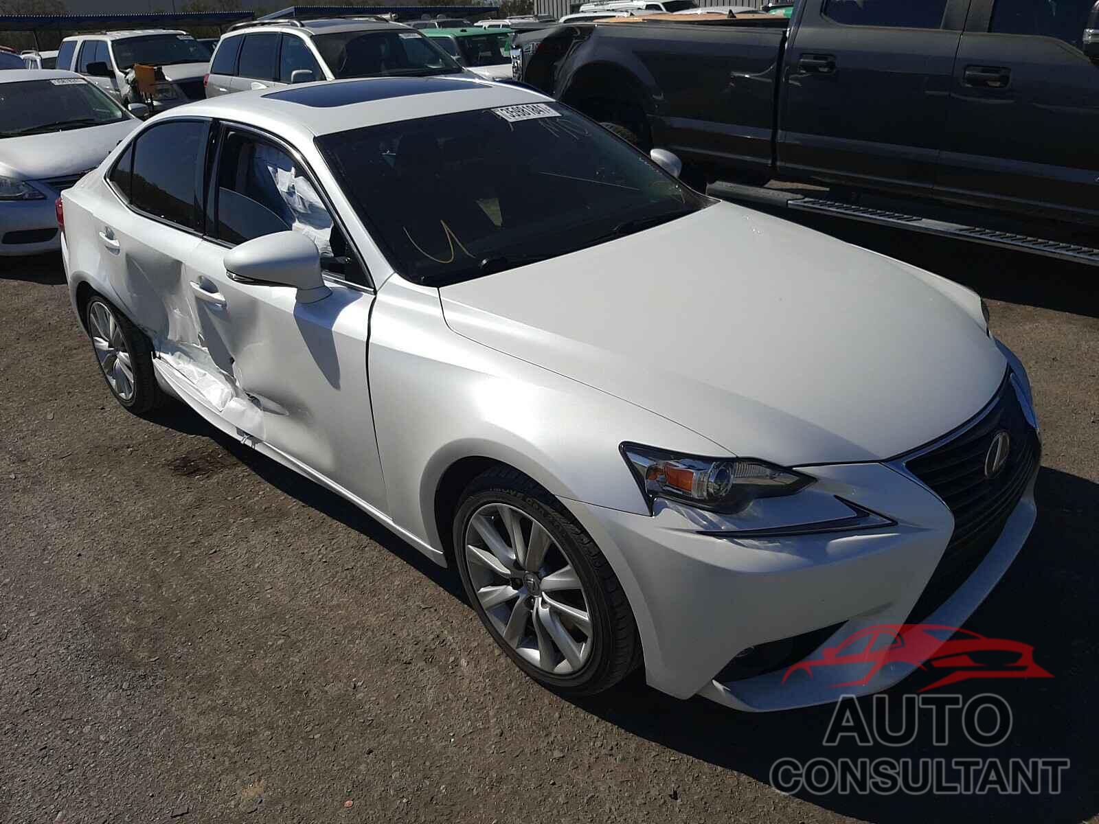 LEXUS IS 2016 - JTHBA1D28G5004574