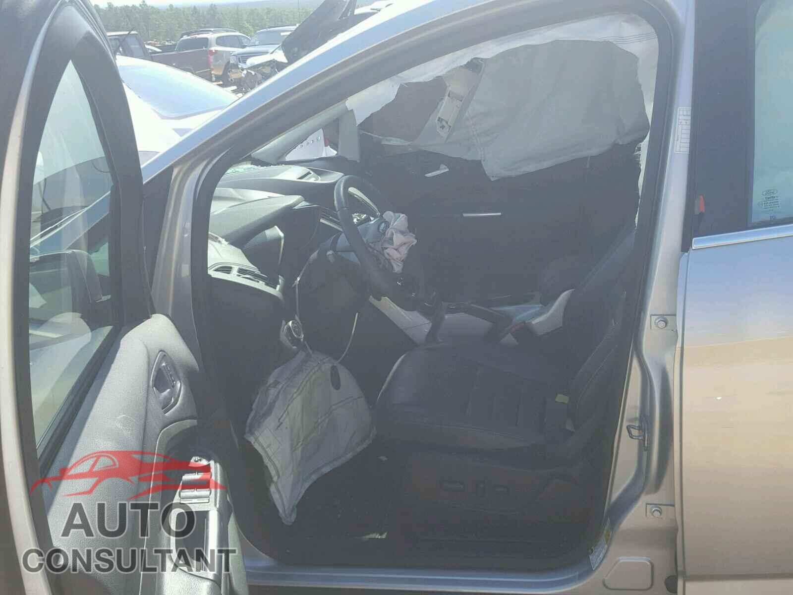 FORD CMAX 2015 - 1FADP5BUXFL115194