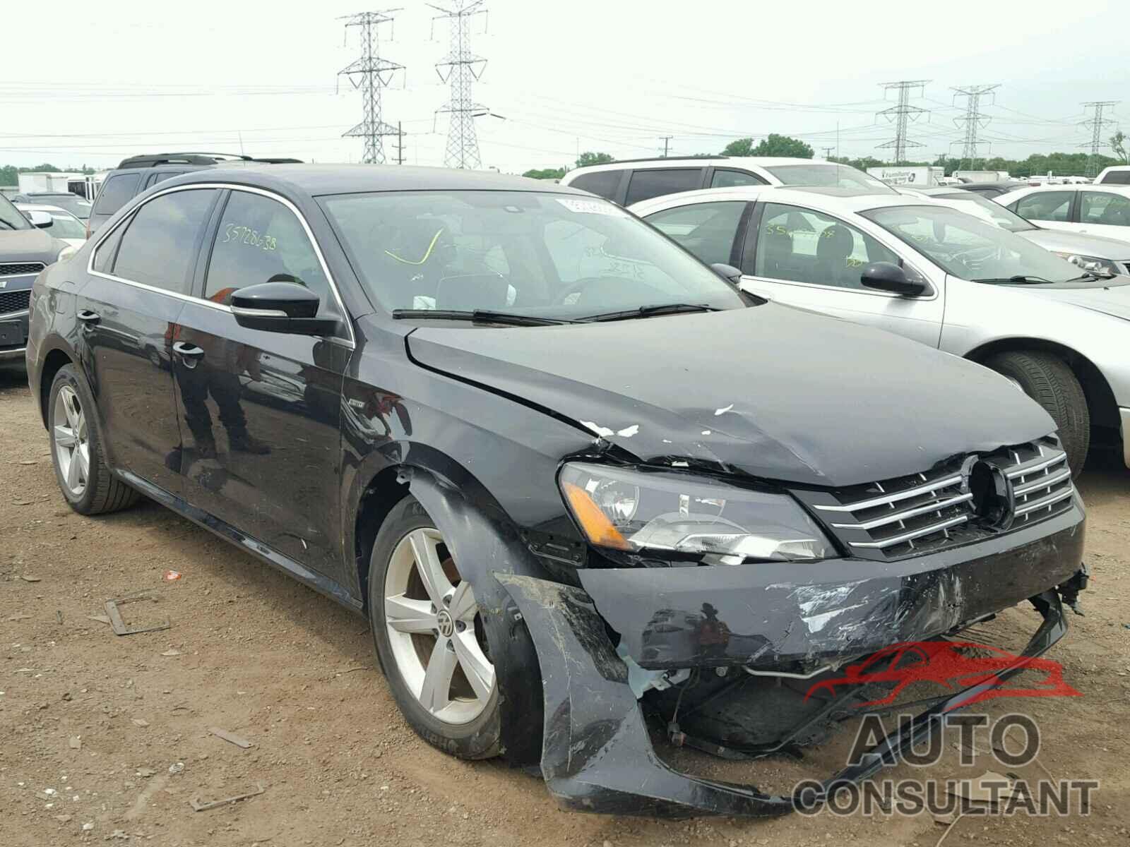 VOLKSWAGEN PASSAT 2015 - 1VWAT7A38FC100834