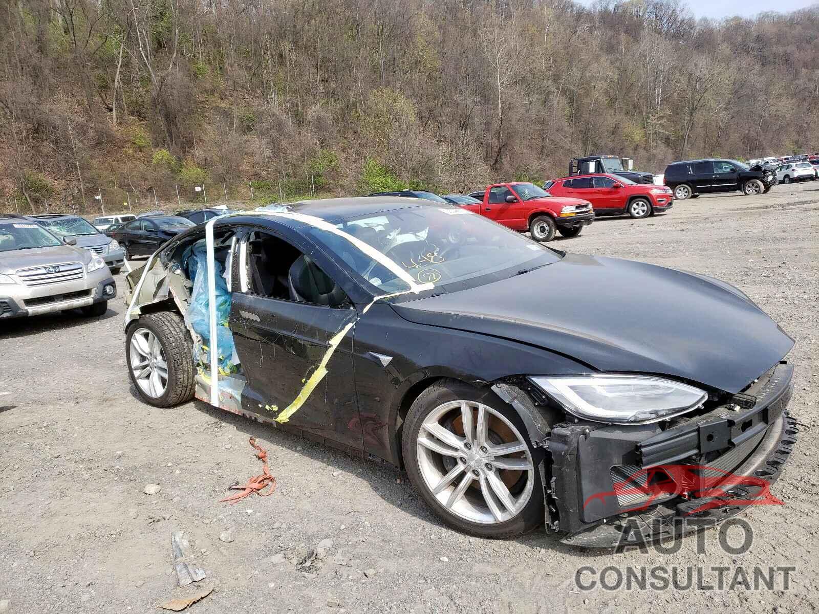 TESLA MODEL S 2018 - 5YJSA1E21JF243910