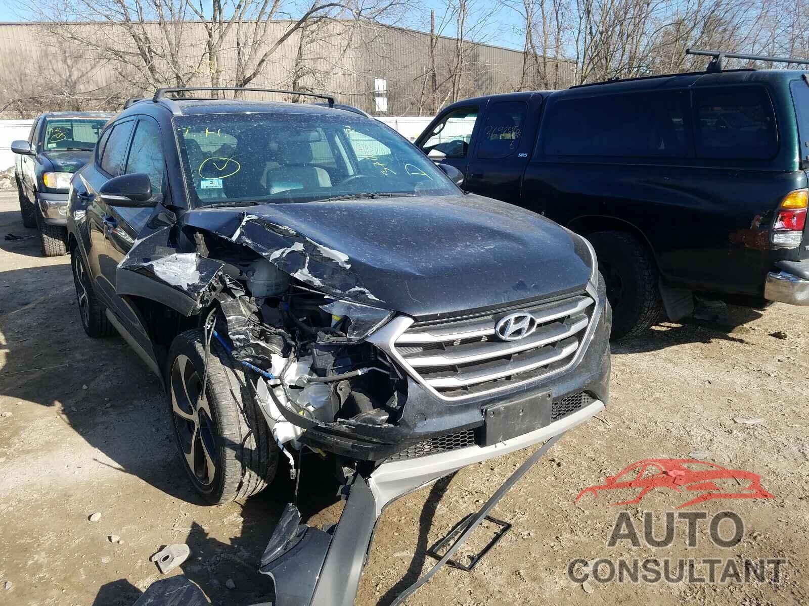 HYUNDAI TUCSON 2017 - KM8J3CA26HU330481