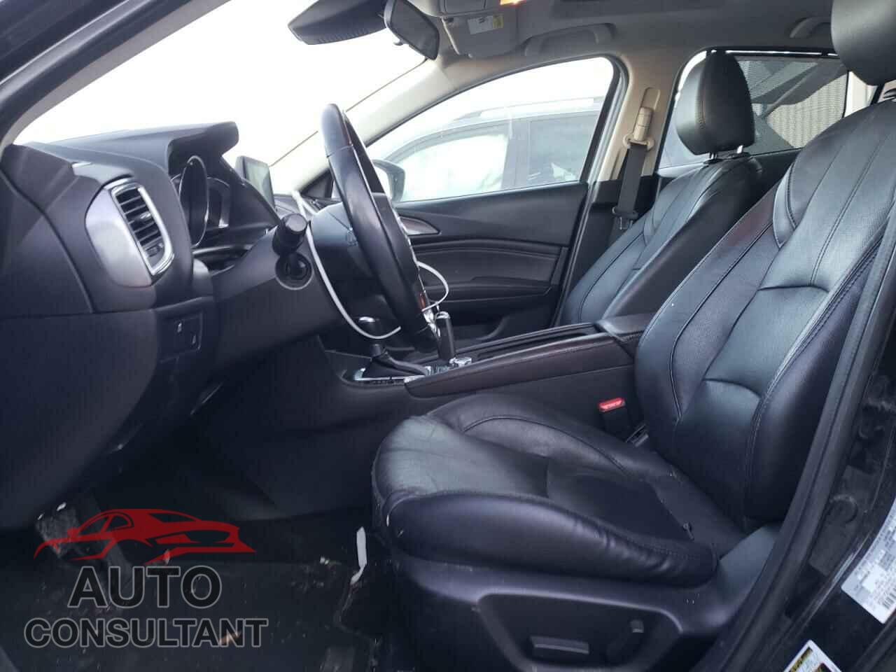 MAZDA 3 2017 - 3MZBN1M35HM149787