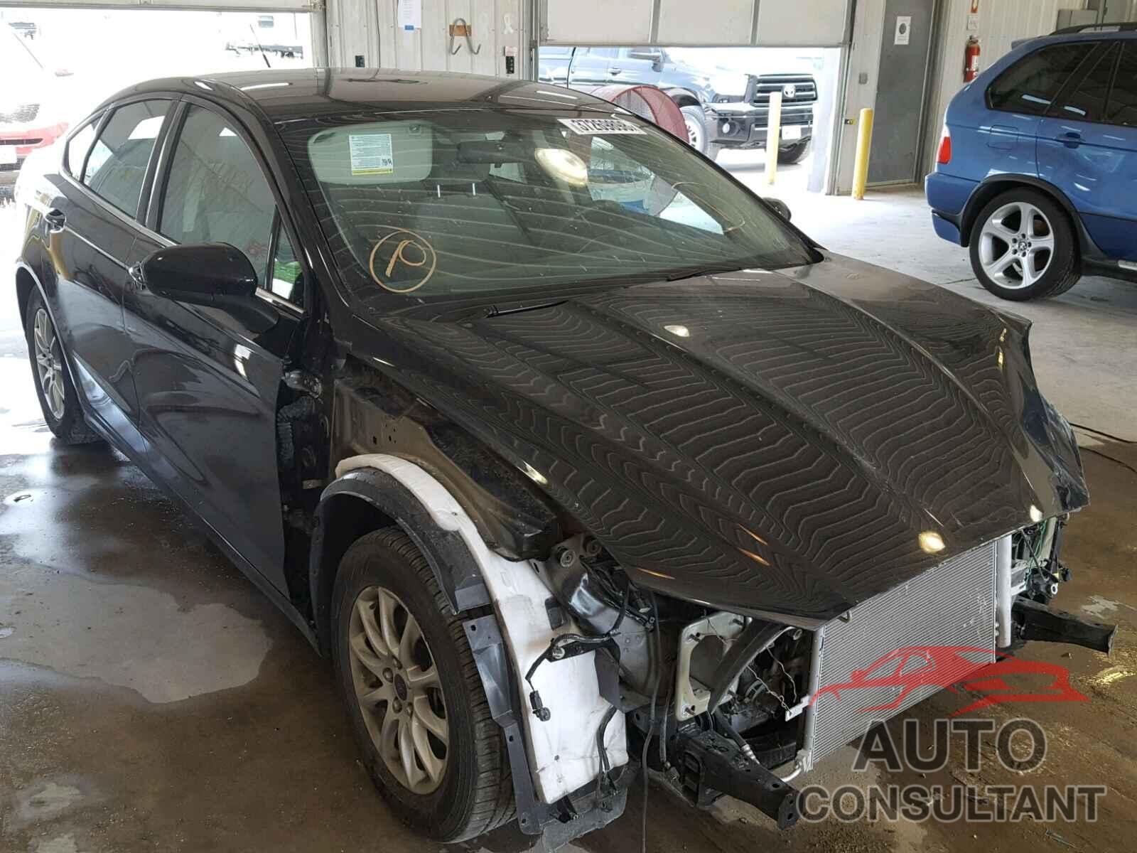 FORD FUSION 2017 - 3FA6P0G74HR179329