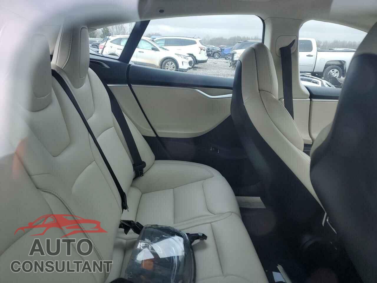 TESLA MODEL S 2018 - 5YJSA1E21JF249674