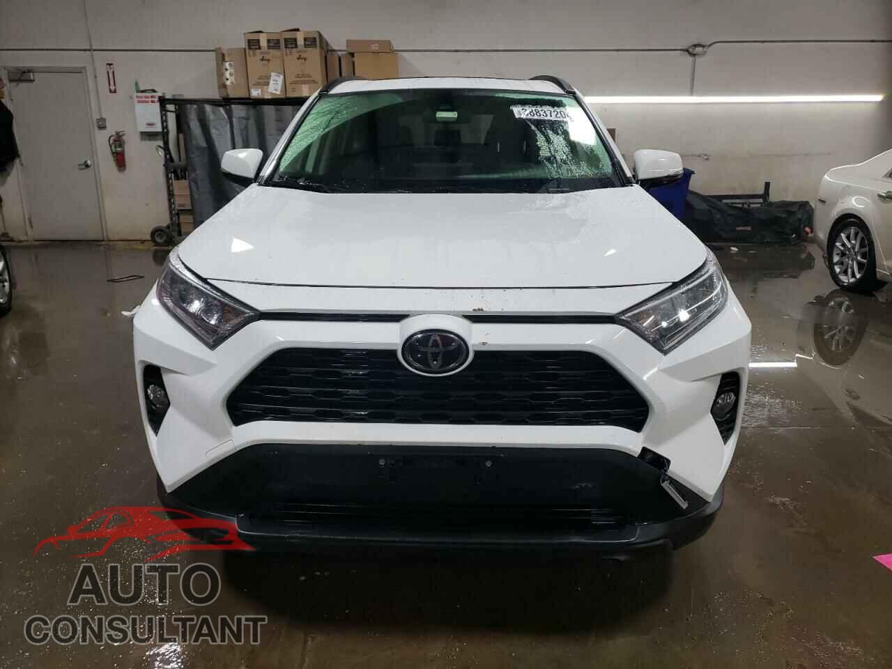 TOYOTA RAV4 2019 - JTMP1RFV1KD007408