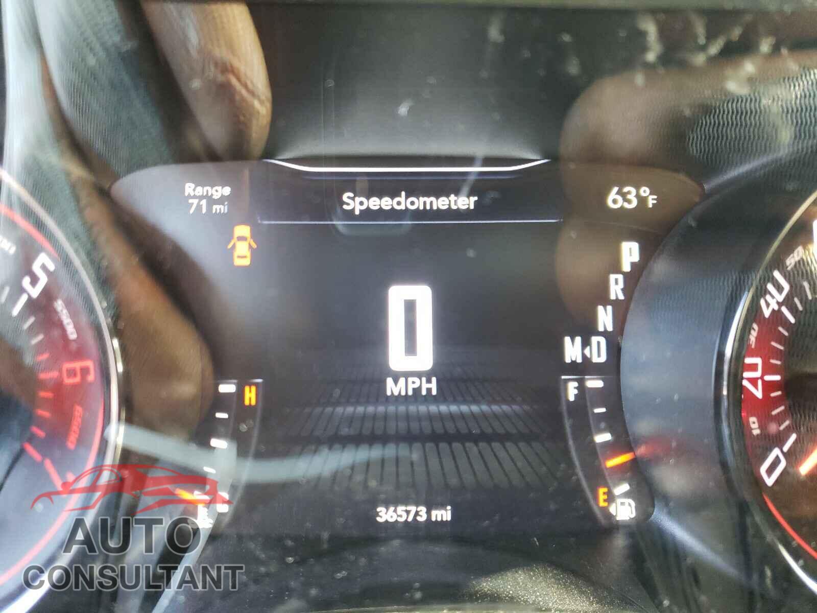 DODGE CHALLENGER 2018 - 2C3CDZBT6JH155473