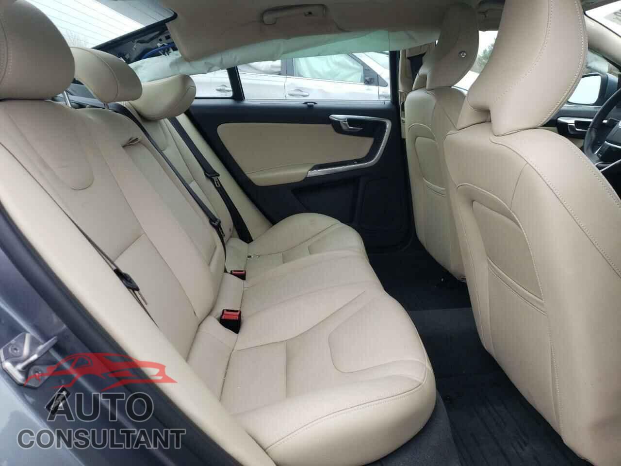 VOLVO S60 2017 - LYV402HK2HB143419