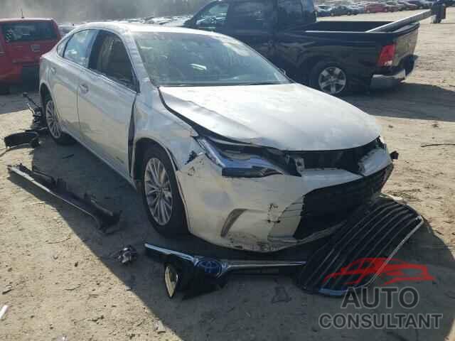 TOYOTA AVALON 2018 - 5YFBURHE5JP758229