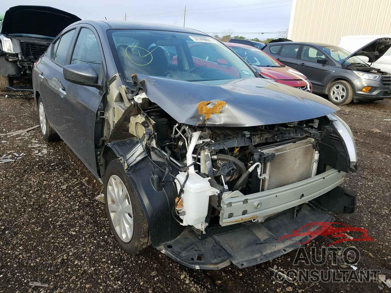 NISSAN VERSA 2019 - 4T1BK1EB7HU263105