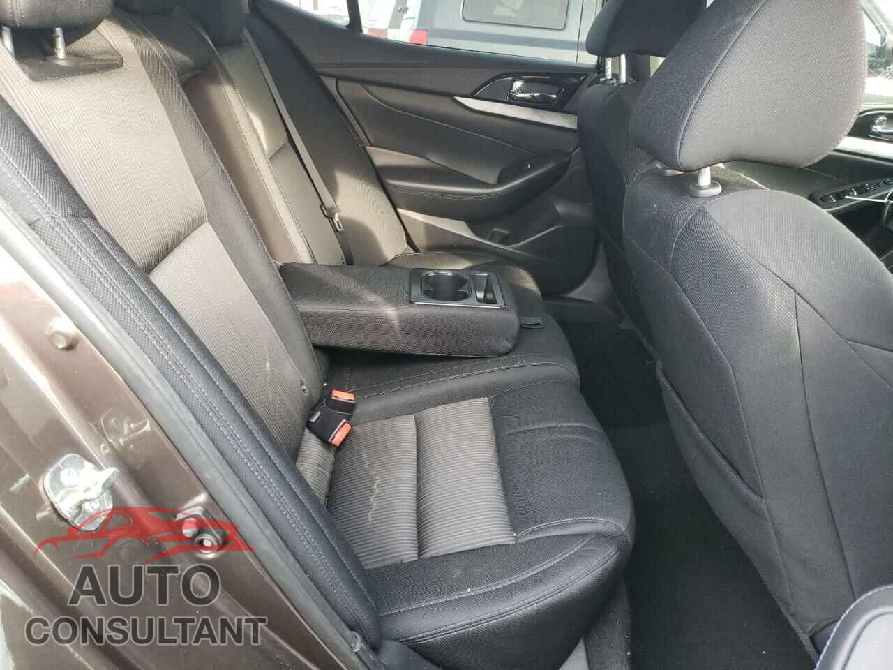 NISSAN MAXIMA 2017 - 1N4AA6AP2HC375355