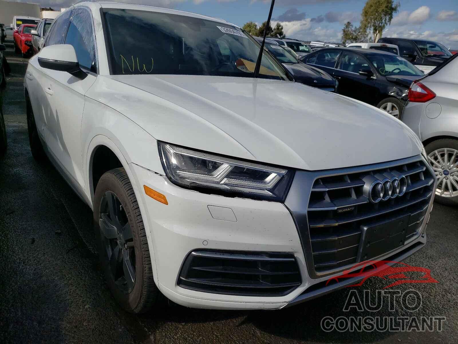 AUDI Q5 2018 - WA1BNAFY6J2010433