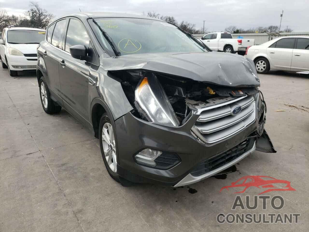 FORD ESCAPE 2017 - 1FMCU0GD5HUE93376