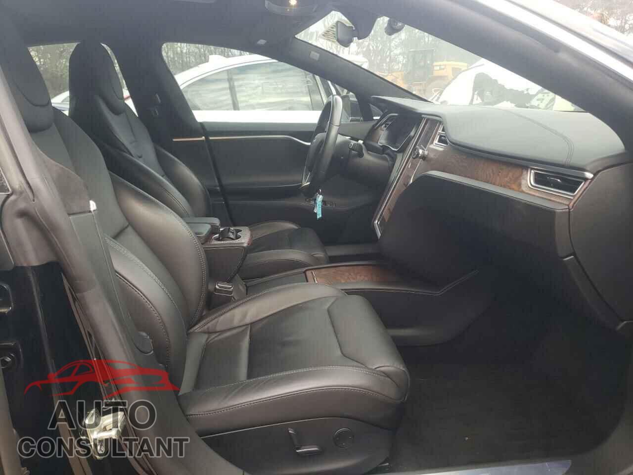 TESLA MODEL S 2017 - 5YJSA1E21HF199384
