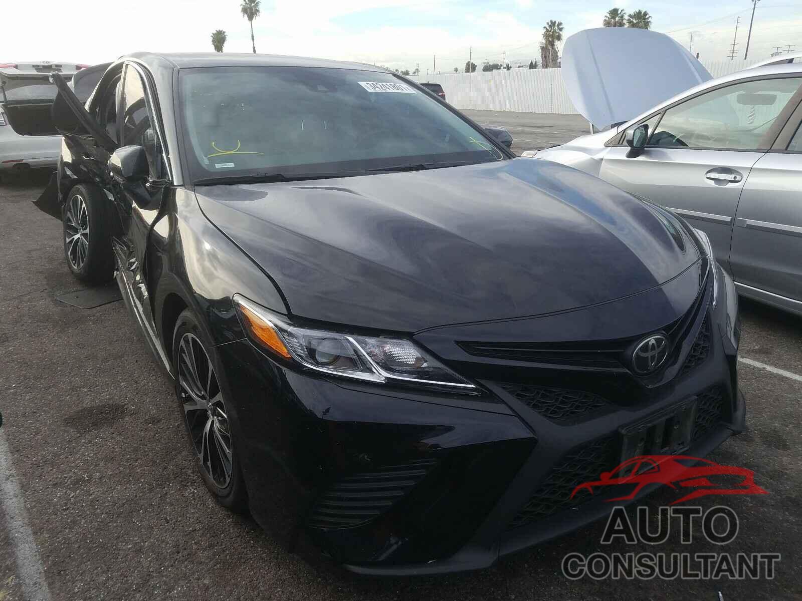 TOYOTA CAMRY 2019 - 4T1B11HK3KU826592