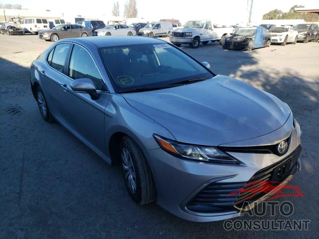 TOYOTA CAMRY 2022 - 4T1C31AK8NU575615