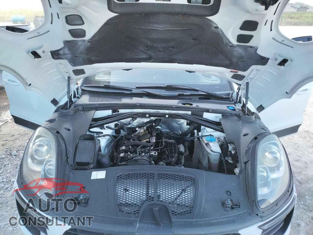 PORSCHE MACAN 2017 - WP1AA2A54HLB04930
